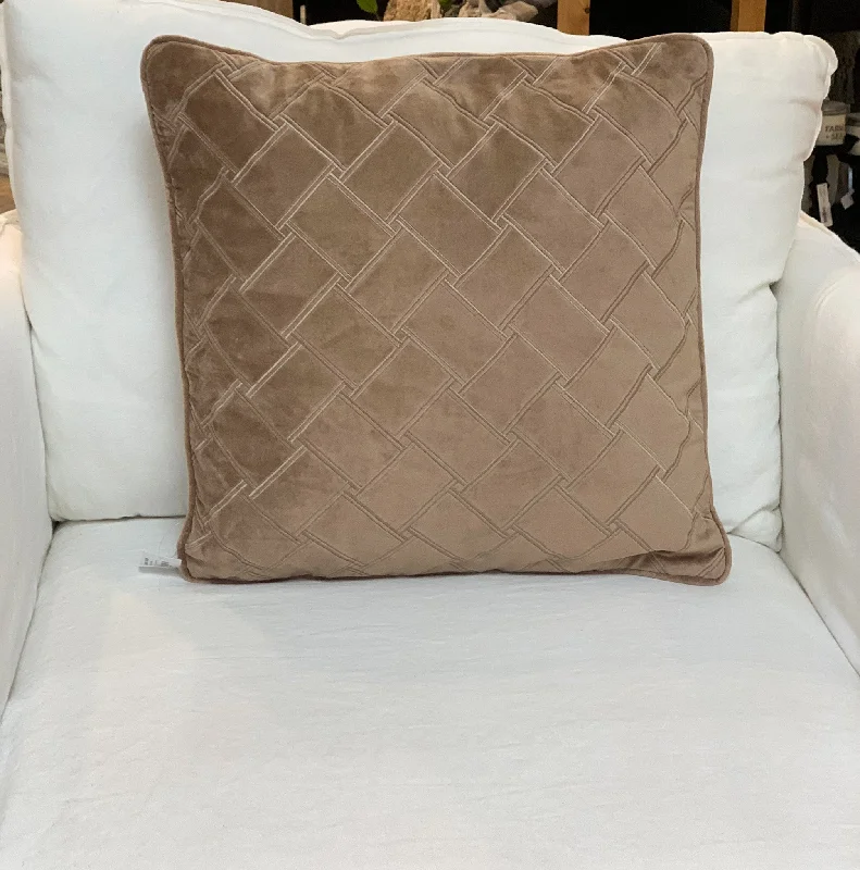 WOVEN BEIGE VELVET PILLOW