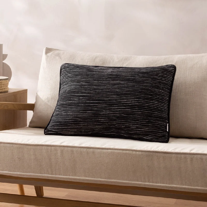 Cove Ribbed Cushion Black