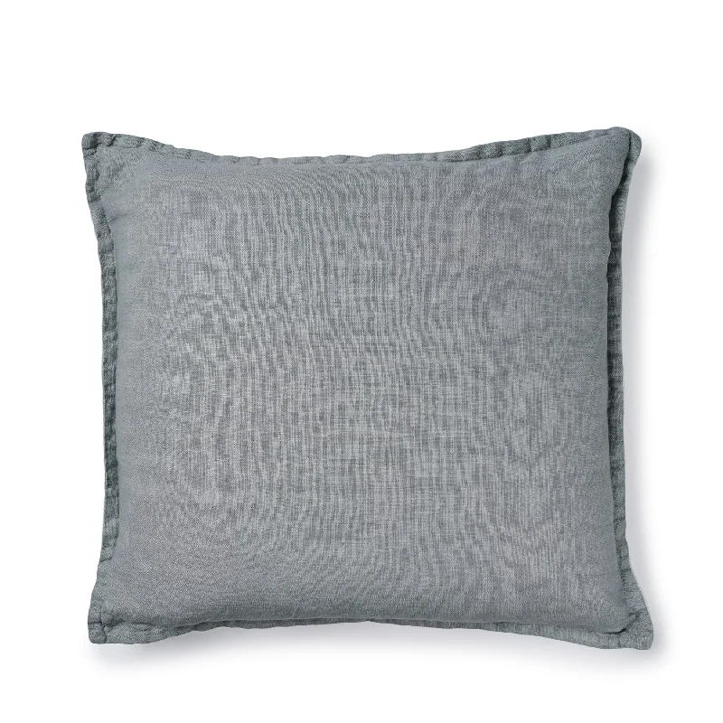 Tela Pillow in Ash Gray