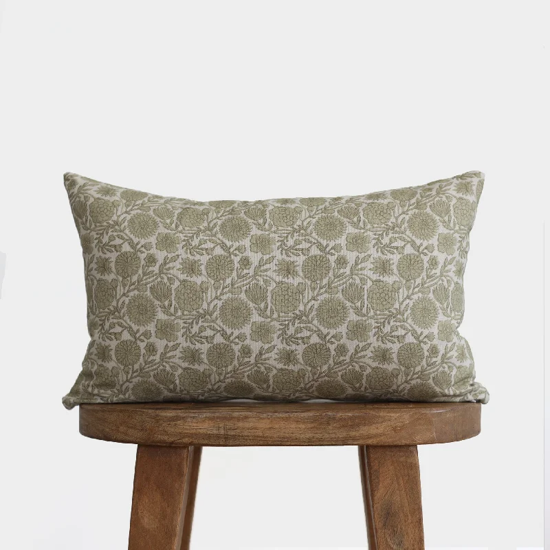 Gracie in Green - Lumbar - 12x20" | 12x40"