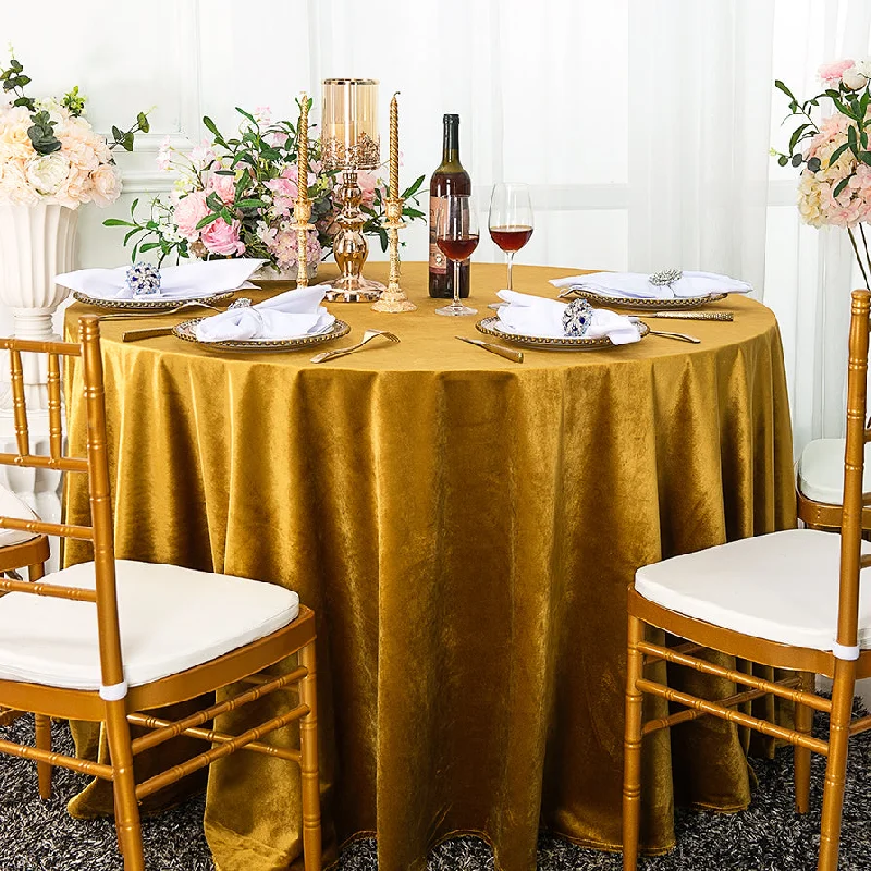 132" Round Italian Velvet Tablecloth - Gold (1pc)